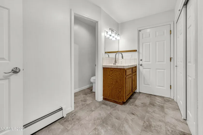 1435 Hunter Lake, Reno, Nevada 89509, 4 Bedrooms Bedrooms, ,3 BathroomsBathrooms,Residential,Residential,Hunter Lake,0,260010814