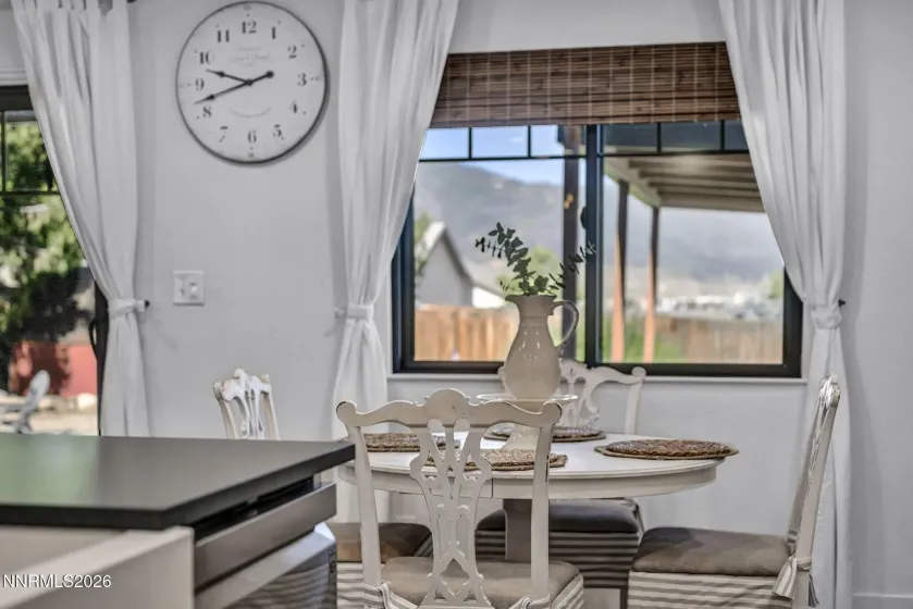 55 Mogul Mountain, Reno, Nevada 89523, 3 Bedrooms Bedrooms, ,2 BathroomsBathrooms,Residential,Residential,Mogul Mountain,0,260010819