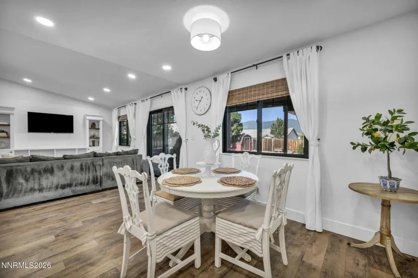55 Mogul Mountain, Reno, Nevada 89523, 3 Bedrooms Bedrooms, ,2 BathroomsBathrooms,Residential,Residential,Mogul Mountain,0,260010819