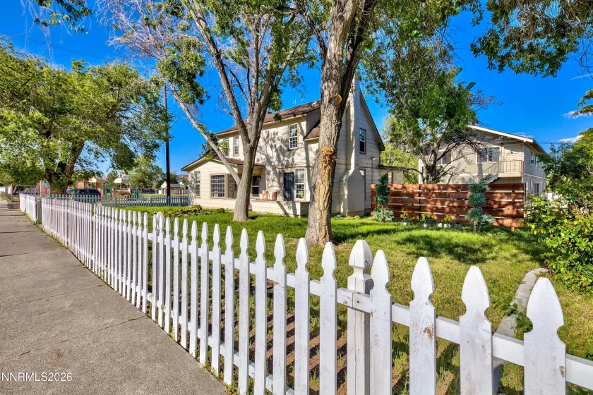 1002 Arlington, Reno, Nevada 89509, ,Commercial Sale,Residential,Arlington,0,260010820