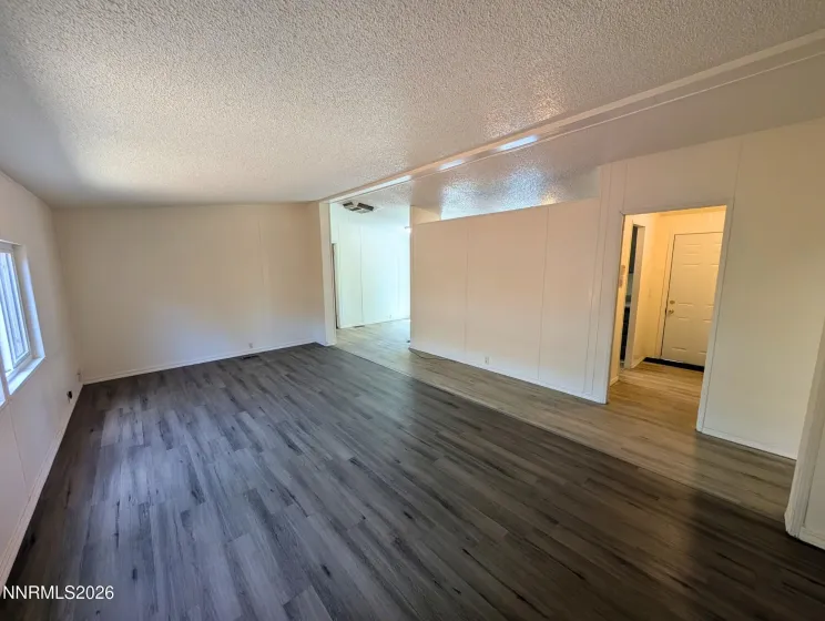 2710 Larkspur, Reno, Nevada 89512, 3 Bedrooms Bedrooms, ,2 BathroomsBathrooms,Residential,Residential,Larkspur,0,260010821