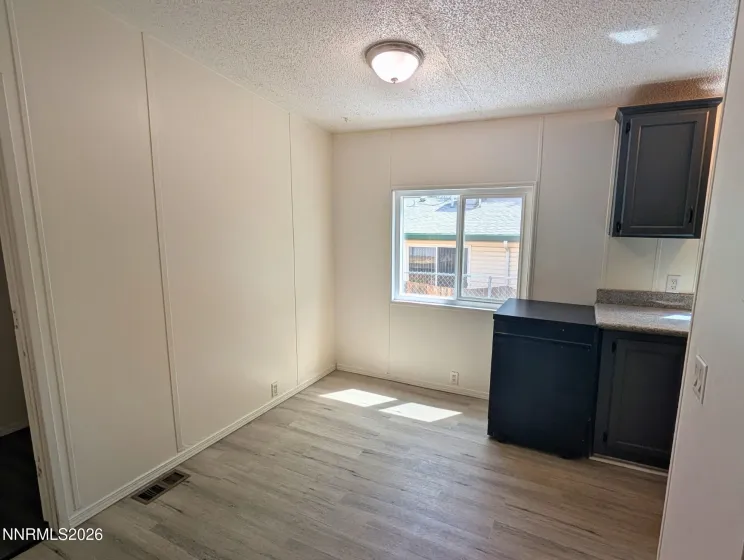 2710 Larkspur, Reno, Nevada 89512, 3 Bedrooms Bedrooms, ,2 BathroomsBathrooms,Residential,Residential,Larkspur,0,260010821