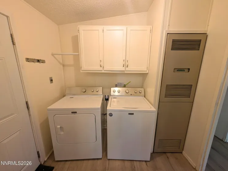2710 Larkspur, Reno, Nevada 89512, 3 Bedrooms Bedrooms, ,2 BathroomsBathrooms,Residential,Residential,Larkspur,0,260010821