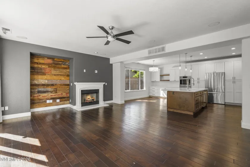 611 Caspian, Reno, Nevada 89521, 4 Bedrooms Bedrooms, ,3 BathroomsBathrooms,Residential,Residential,Caspian,0,260010827