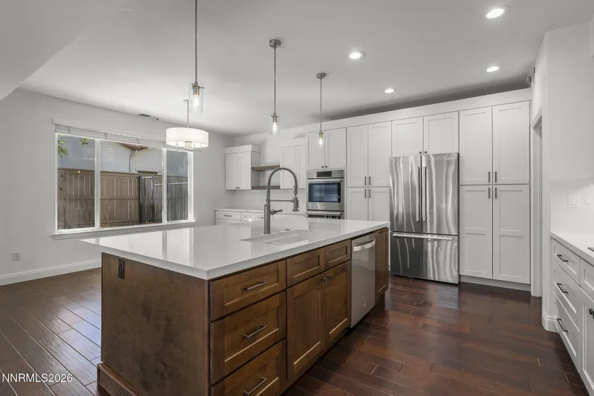 611 Caspian, Reno, Nevada 89521, 4 Bedrooms Bedrooms, ,3 BathroomsBathrooms,Residential,Residential,Caspian,0,260010827