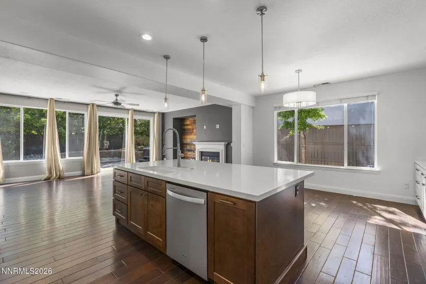 611 Caspian, Reno, Nevada 89521, 4 Bedrooms Bedrooms, ,3 BathroomsBathrooms,Residential,Residential,Caspian,0,260010827