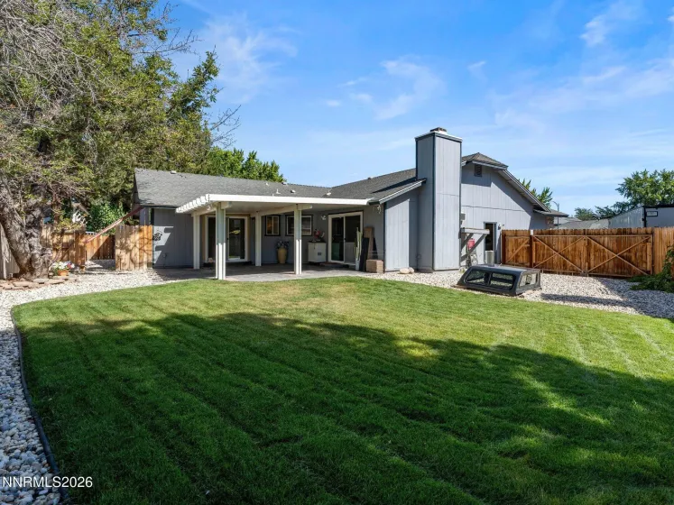 1827 Topeka, Sparks, Nevada 89434, 4 Bedrooms Bedrooms, ,2 BathroomsBathrooms,Residential,Residential,Topeka,0,260010832