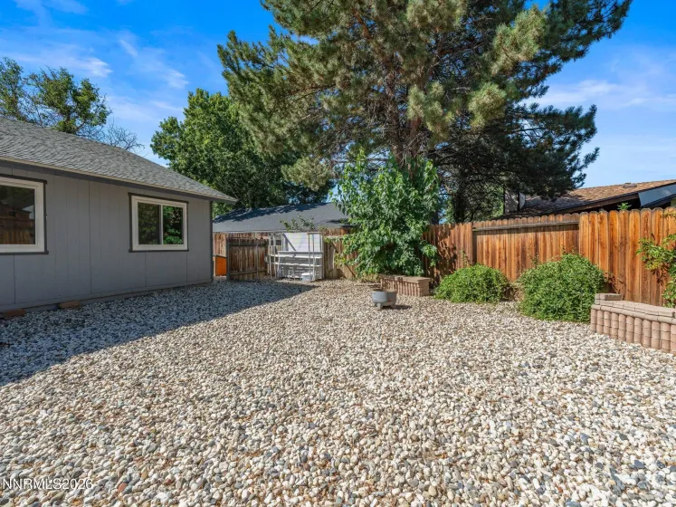 1827 Topeka, Sparks, Nevada 89434, 4 Bedrooms Bedrooms, ,2 BathroomsBathrooms,Residential,Residential,Topeka,0,260010832