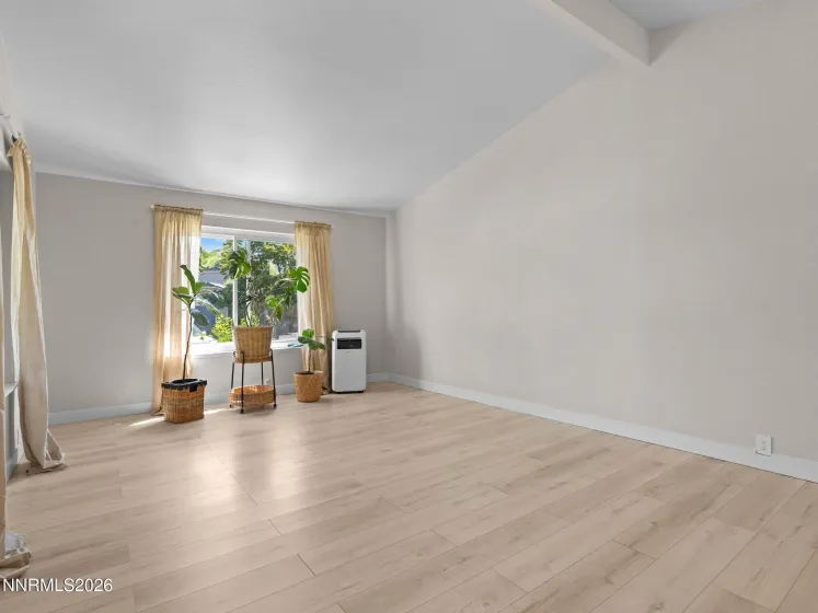 1827 Topeka, Sparks, Nevada 89434, 4 Bedrooms Bedrooms, ,2 BathroomsBathrooms,Residential,Residential,Topeka,0,260010832