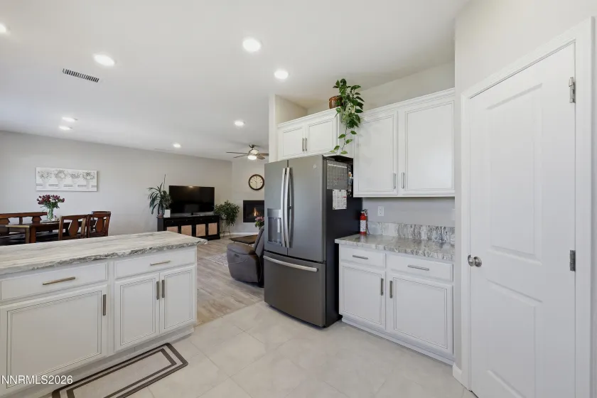 458 Scenic Ridge, Reno, Nevada 89506, 3 Bedrooms Bedrooms, ,2 BathroomsBathrooms,Residential,Residential,Scenic Ridge,0,260010833