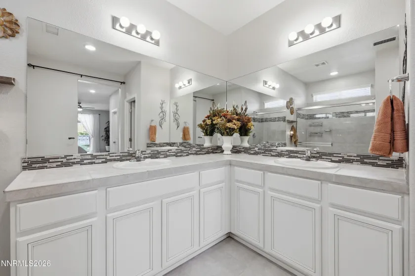 458 Scenic Ridge, Reno, Nevada 89506, 3 Bedrooms Bedrooms, ,2 BathroomsBathrooms,Residential,Residential,Scenic Ridge,0,260010833