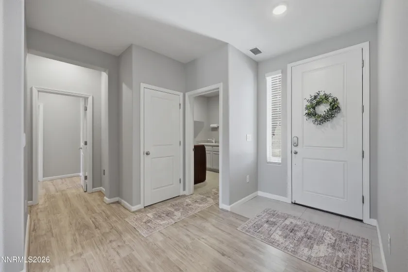 458 Scenic Ridge, Reno, Nevada 89506, 3 Bedrooms Bedrooms, ,2 BathroomsBathrooms,Residential,Residential,Scenic Ridge,0,260010833