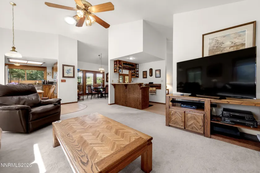 6383 Meadow Crest, Reno, Nevada 89519, 3 Bedrooms Bedrooms, ,2 BathroomsBathrooms,Residential,Residential,Meadow Crest,0,260010756