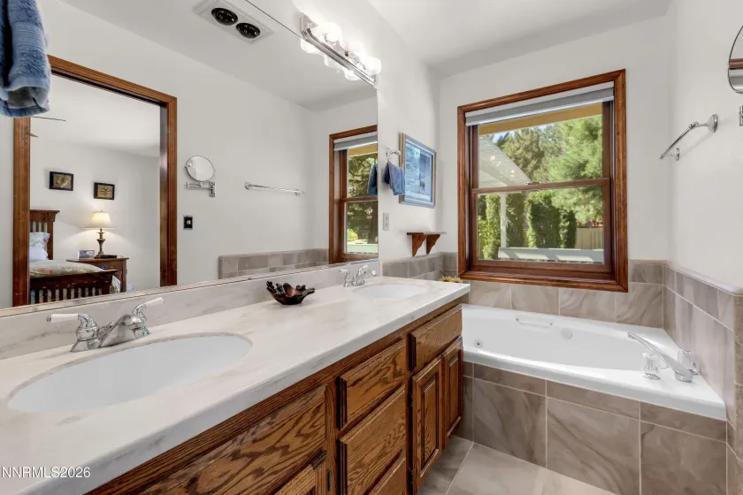 6383 Meadow Crest, Reno, Nevada 89519, 3 Bedrooms Bedrooms, ,2 BathroomsBathrooms,Residential,Residential,Meadow Crest,0,260010756