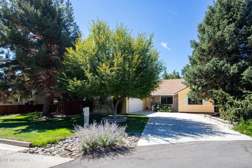 6383 Meadow Crest, Reno, Nevada 89519, 3 Bedrooms Bedrooms, ,2 BathroomsBathrooms,Residential,Residential,Meadow Crest,0,260010756
