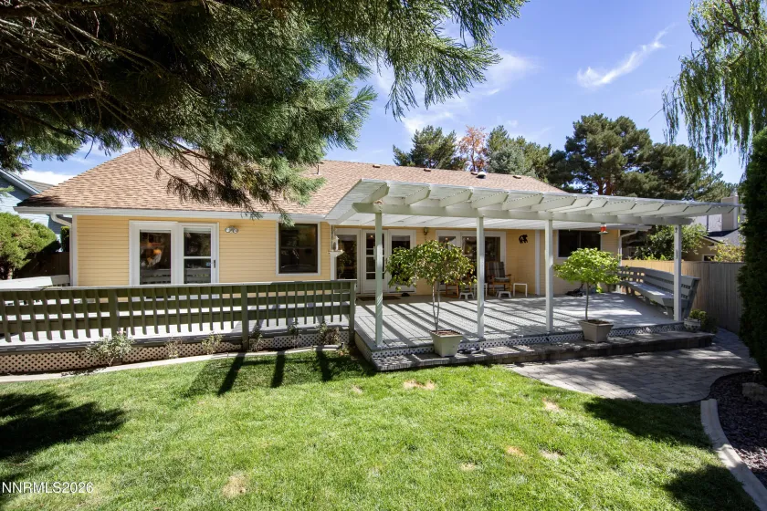 6383 Meadow Crest, Reno, Nevada 89519, 3 Bedrooms Bedrooms, ,2 BathroomsBathrooms,Residential,Residential,Meadow Crest,0,260010756
