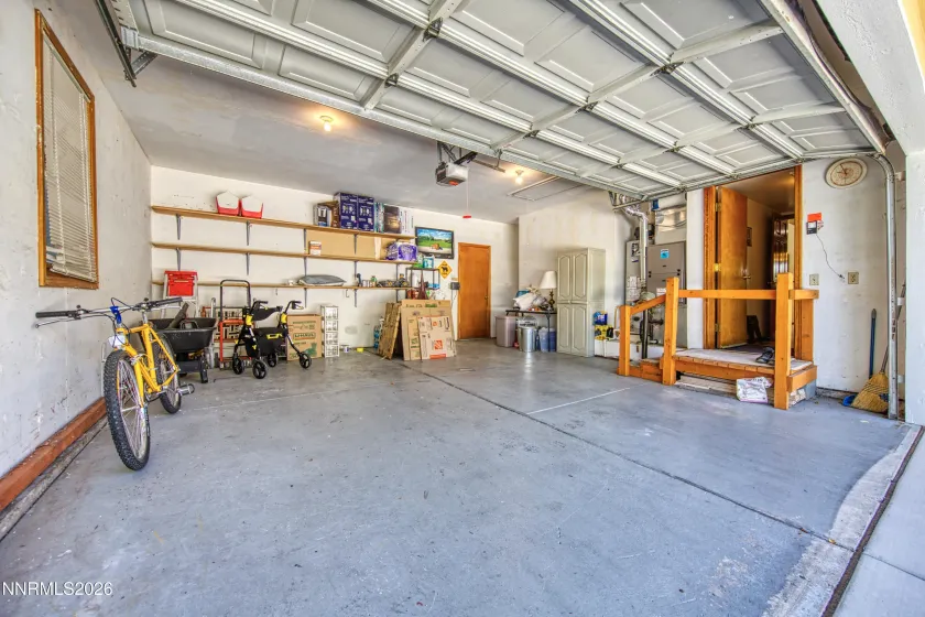 6383 Meadow Crest, Reno, Nevada 89519, 3 Bedrooms Bedrooms, ,2 BathroomsBathrooms,Residential,Residential,Meadow Crest,0,260010756