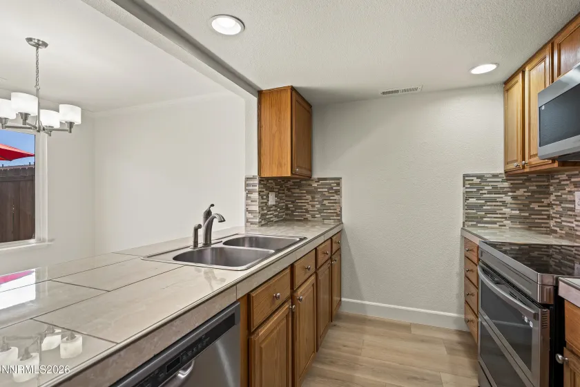 13900 Lear, Reno, Nevada 89506, 2 Bedrooms Bedrooms, ,2 BathroomsBathrooms,Residential,Residential,Lear,0,260010757