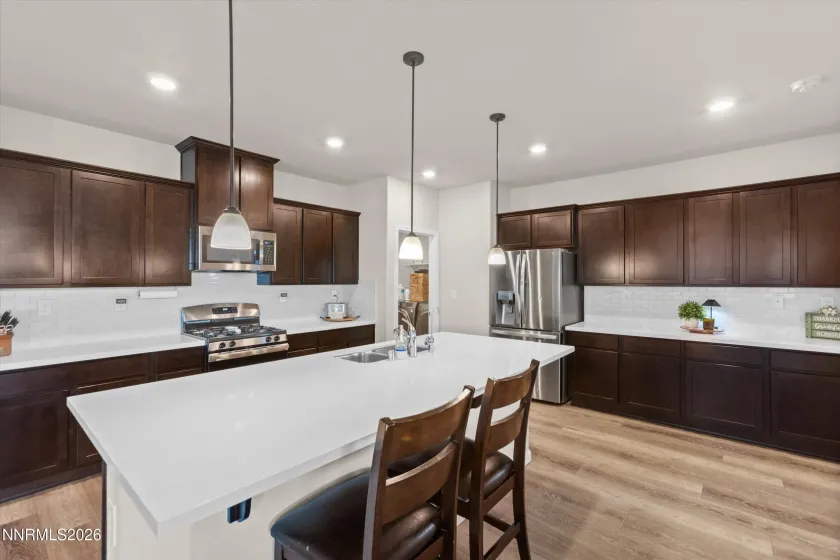 1054 Iron King, Sparks, Nevada 89441, 4 Bedrooms Bedrooms, ,2 BathroomsBathrooms,Residential,Residential,Iron King,0,260010760