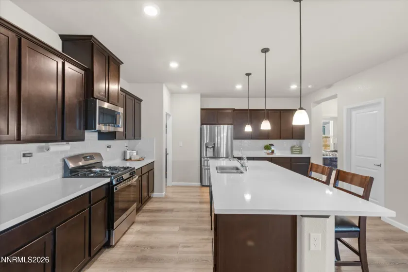 1054 Iron King, Sparks, Nevada 89441, 4 Bedrooms Bedrooms, ,2 BathroomsBathrooms,Residential,Residential,Iron King,0,260010760