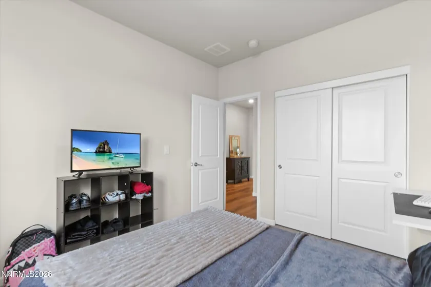 1054 Iron King, Sparks, Nevada 89441, 4 Bedrooms Bedrooms, ,2 BathroomsBathrooms,Residential,Residential,Iron King,0,260010760