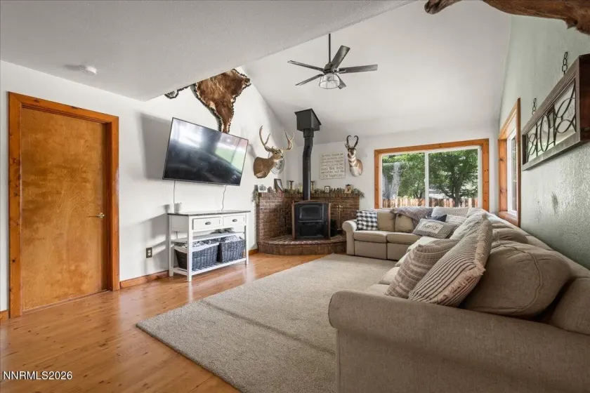 4734 Killdeer, Carson City, Nevada 89701, 4 Bedrooms Bedrooms, ,3 BathroomsBathrooms,Residential,Residential,Killdeer,0,260010761