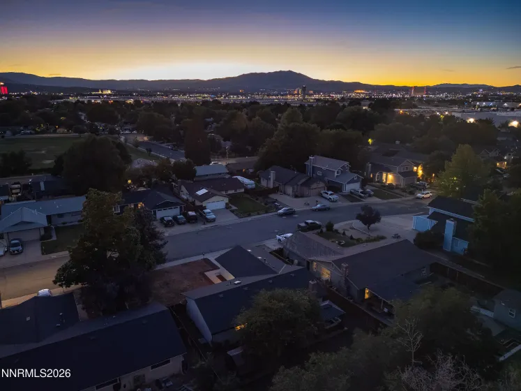 2810 Chavez, Reno, Nevada 89502, 3 Bedrooms Bedrooms, ,2 BathroomsBathrooms,Residential,Residential,Chavez,0,260010763