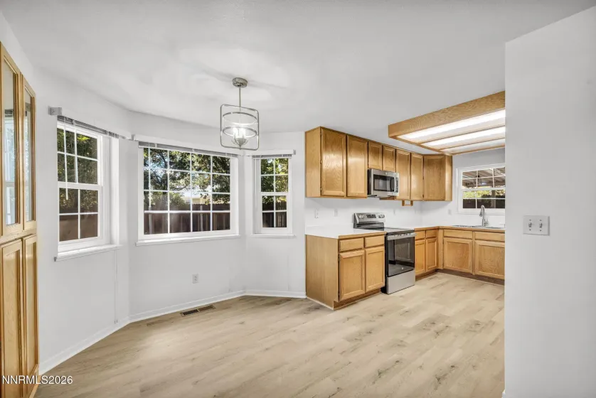 609 Armory, Carson City, Nevada 89701, 3 Bedrooms Bedrooms, ,2 BathroomsBathrooms,Residential,Residential,Armory,0,260010768