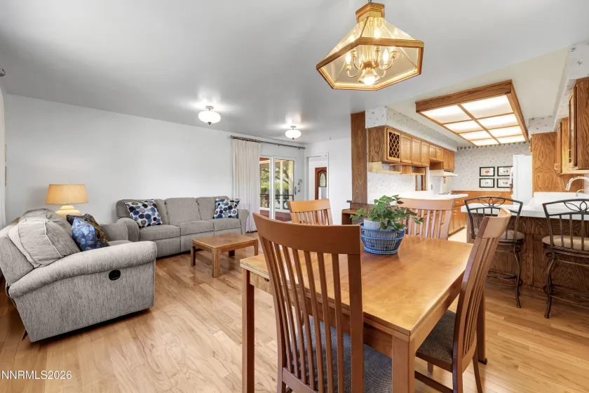 711 Richmond, Carson City, Nevada 89703, 3 Bedrooms Bedrooms, ,2 BathroomsBathrooms,Residential,Residential,Richmond,0,260010769