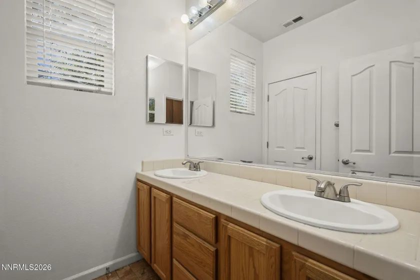 401 Alysheba, Reno, Nevada 89521, 4 Bedrooms Bedrooms, ,2 BathroomsBathrooms,Residential,Residential,Alysheba,0,260010770