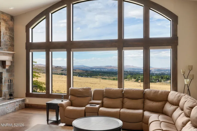 386 Questa, Reno, Nevada 89511, 6 Bedrooms Bedrooms, ,5 BathroomsBathrooms,Residential,Residential,Questa,0,260010771