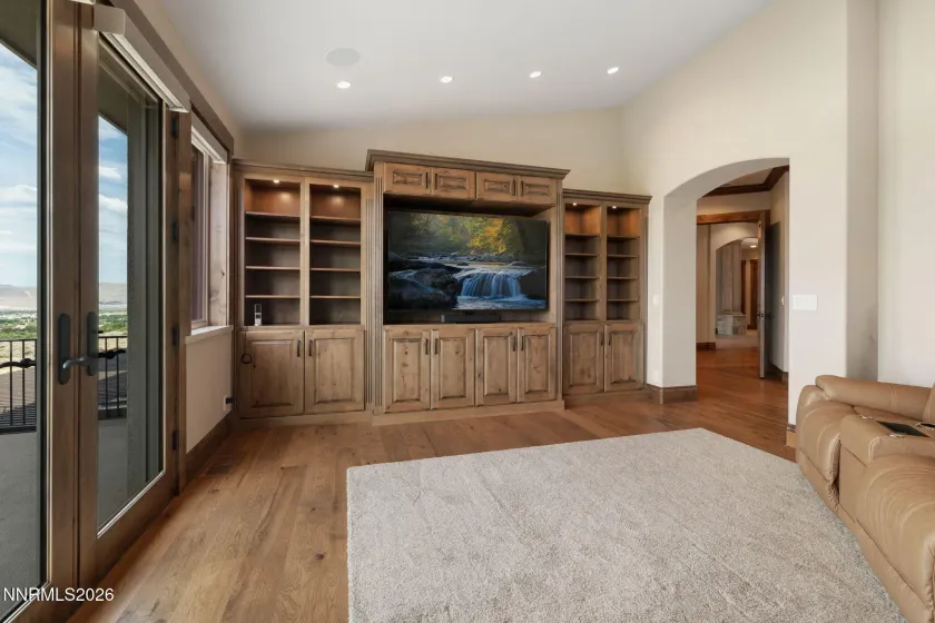 386 Questa, Reno, Nevada 89511, 6 Bedrooms Bedrooms, ,5 BathroomsBathrooms,Residential,Residential,Questa,0,260010771