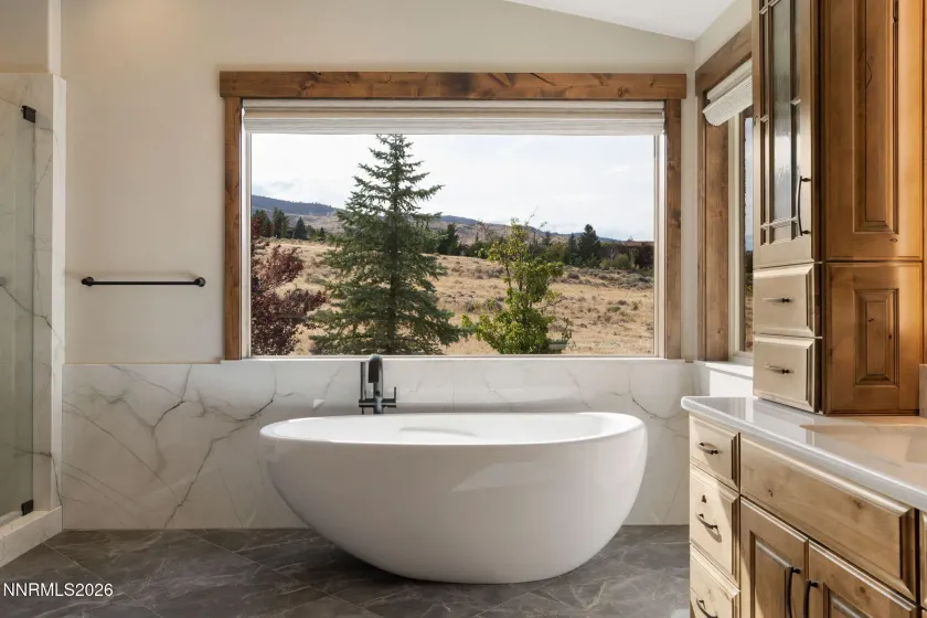 386 Questa, Reno, Nevada 89511, 6 Bedrooms Bedrooms, ,5 BathroomsBathrooms,Residential,Residential,Questa,0,260010771