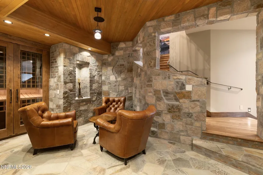 386 Questa, Reno, Nevada 89511, 6 Bedrooms Bedrooms, ,5 BathroomsBathrooms,Residential,Residential,Questa,0,260010771