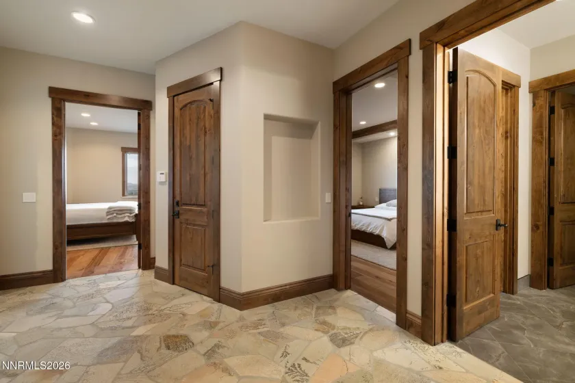 386 Questa, Reno, Nevada 89511, 6 Bedrooms Bedrooms, ,5 BathroomsBathrooms,Residential,Residential,Questa,0,260010771