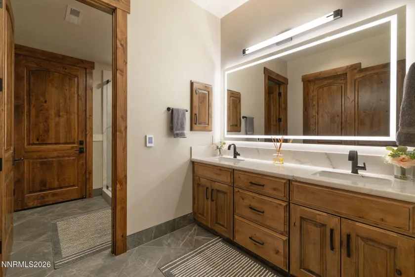 386 Questa, Reno, Nevada 89511, 6 Bedrooms Bedrooms, ,5 BathroomsBathrooms,Residential,Residential,Questa,0,260010771