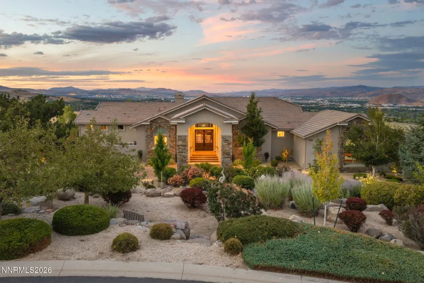 386 Questa, Reno, Nevada 89511, 6 Bedrooms Bedrooms, ,5 BathroomsBathrooms,Residential,Residential,Questa,0,260010771