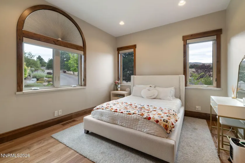 386 Questa, Reno, Nevada 89511, 6 Bedrooms Bedrooms, ,5 BathroomsBathrooms,Residential,Residential,Questa,0,260010771