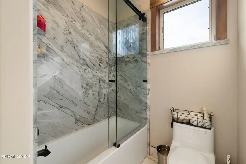 386 Questa, Reno, Nevada 89511, 6 Bedrooms Bedrooms, ,5 BathroomsBathrooms,Residential,Residential,Questa,0,260010771
