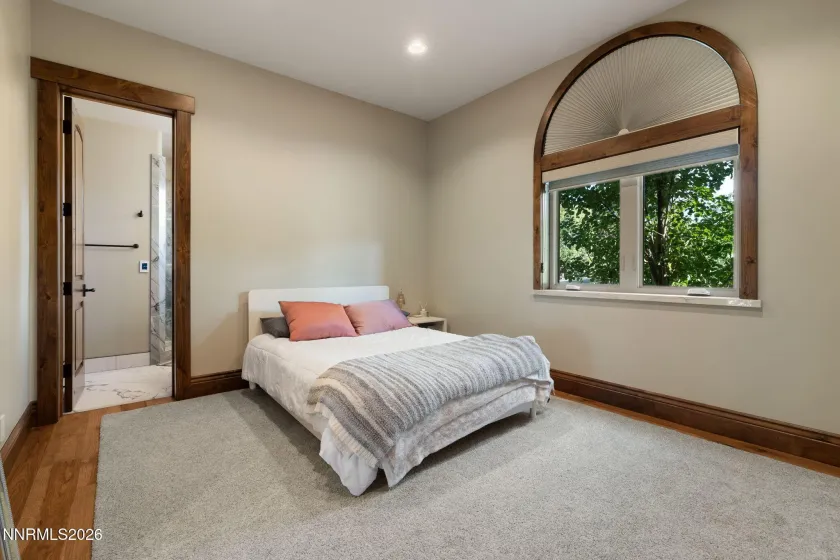 386 Questa, Reno, Nevada 89511, 6 Bedrooms Bedrooms, ,5 BathroomsBathrooms,Residential,Residential,Questa,0,260010771