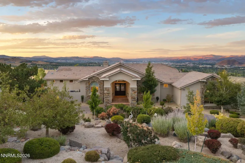 386 Questa, Reno, Nevada 89511, 6 Bedrooms Bedrooms, ,5 BathroomsBathrooms,Residential,Residential,Questa,0,260010771