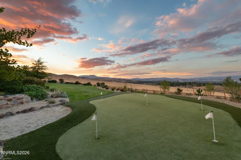 386 Questa, Reno, Nevada 89511, 6 Bedrooms Bedrooms, ,5 BathroomsBathrooms,Residential,Residential,Questa,0,260010771