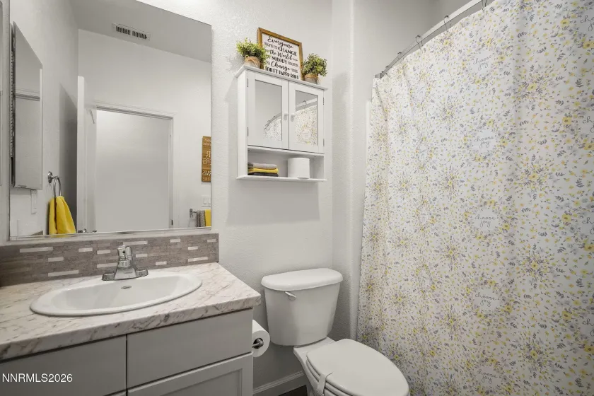 1727 Blue Oak, Fernley, Nevada 89408, 3 Bedrooms Bedrooms, ,2 BathroomsBathrooms,Residential,Residential,Blue Oak,0,260010773