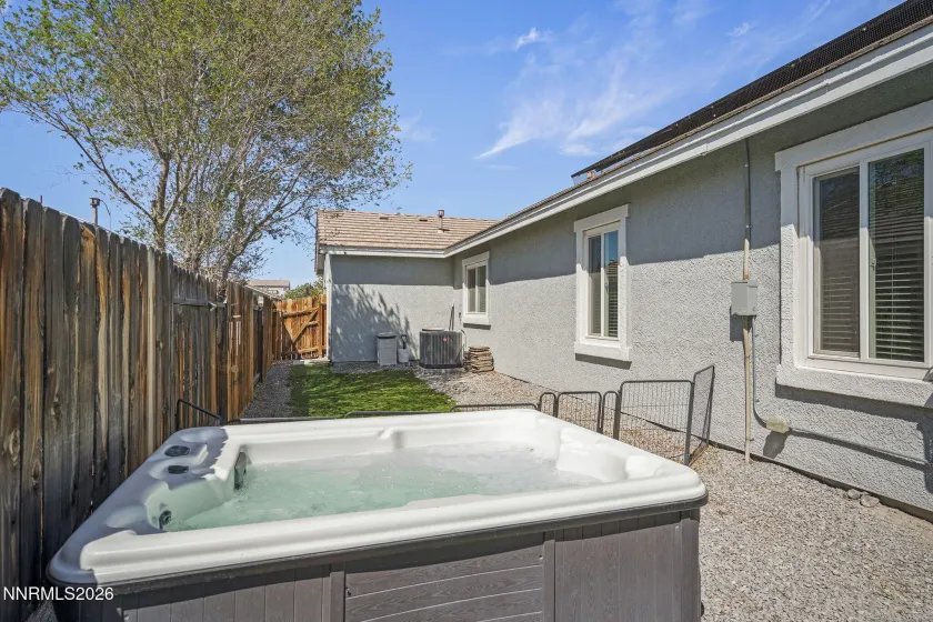 1727 Blue Oak, Fernley, Nevada 89408, 3 Bedrooms Bedrooms, ,2 BathroomsBathrooms,Residential,Residential,Blue Oak,0,260010773