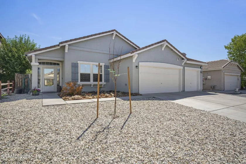 1727 Blue Oak, Fernley, Nevada 89408, 3 Bedrooms Bedrooms, ,2 BathroomsBathrooms,Residential,Residential,Blue Oak,0,260010773