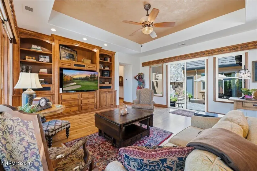 5960 Cartier, Reno, Nevada 89511, 3 Bedrooms Bedrooms, ,3 BathroomsBathrooms,Residential,Residential,Cartier,0,260010774