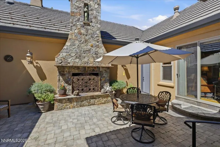 5960 Cartier, Reno, Nevada 89511, 3 Bedrooms Bedrooms, ,3 BathroomsBathrooms,Residential,Residential,Cartier,0,260010774