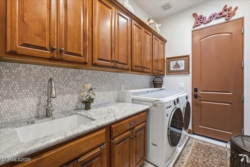 5960 Cartier, Reno, Nevada 89511, 3 Bedrooms Bedrooms, ,3 BathroomsBathrooms,Residential,Residential,Cartier,0,260010774