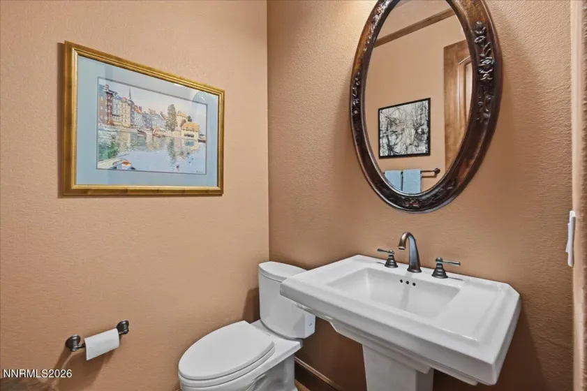 5960 Cartier, Reno, Nevada 89511, 3 Bedrooms Bedrooms, ,3 BathroomsBathrooms,Residential,Residential,Cartier,0,260010774