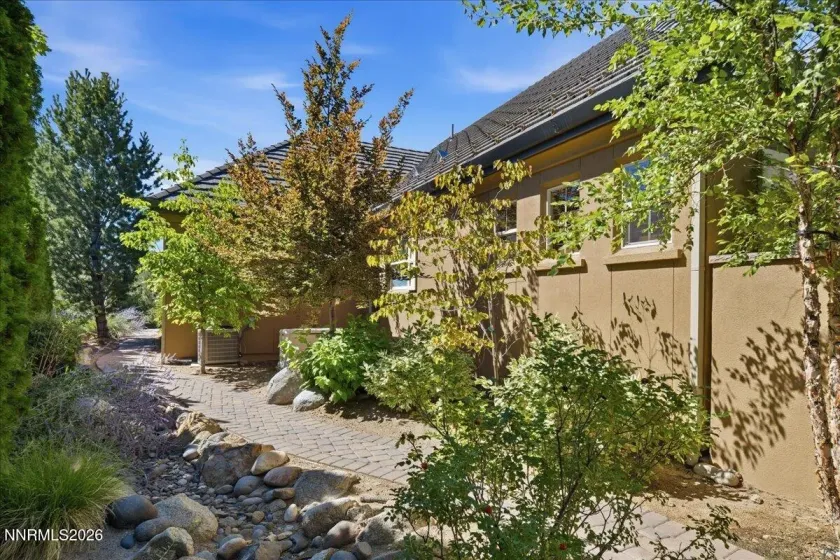 5960 Cartier, Reno, Nevada 89511, 3 Bedrooms Bedrooms, ,3 BathroomsBathrooms,Residential,Residential,Cartier,0,260010774